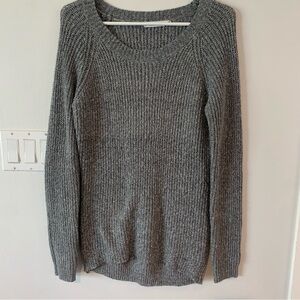 Bluenotes Grey Long Cable knit  Sweater Women’s Medium M Long Sleeve Scoop Neck